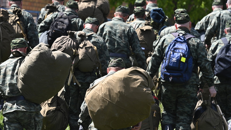 Baltic states rule out asylum for Russian draftdodgers — RT World News