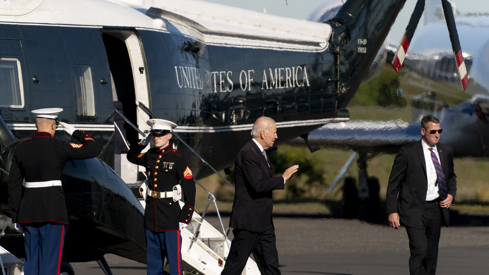 Biden Warns Of Nuclear ‘Armageddon’ — RT World News