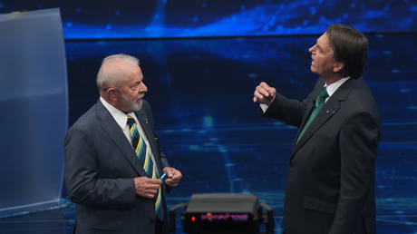 Luiz Inacio Lula da Silva and Jair Bolsonaro, candidates for the presidency of Brazil, at a televised debate in Sao Paulo, Brazil, October 16, 2022. © Paulo Lopes / Anadolu Agency / Getty Images