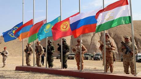 The opening ceremony of the Rubezh-2022 exercise in Tajikistan