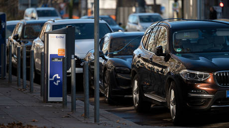 Electric cars in Germany may fall victim to the energy crisis – Der Spiegel