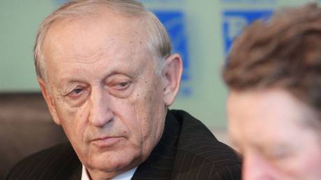 Head of Motor Sich, Vyacheslav Boguslayev at a press conference in Moscow, 2007.