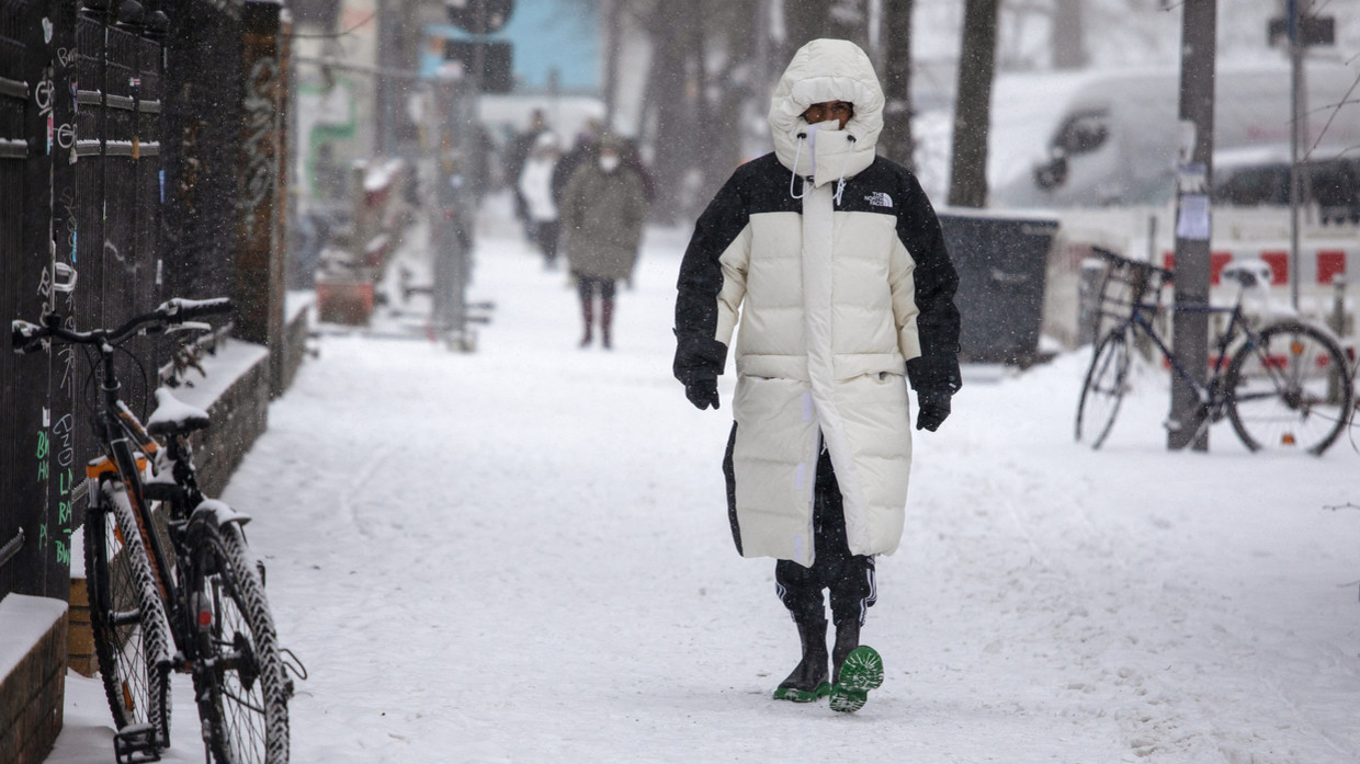 Winter 2021/2022 in Europe should start very early, NAO- and cold