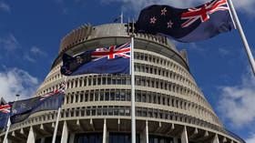 New Zealand mandates jargon cutback