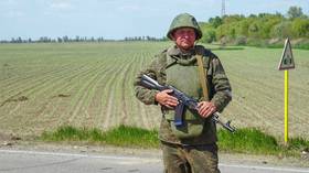 Frontline Russian city urges militia enrollment