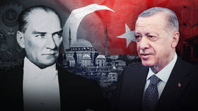 Erdogan contre Atatürk : Le dirigeant de la Turquie moderne enterrera-t-il enfin l'héritage du fondateur emblématique de la république ?
