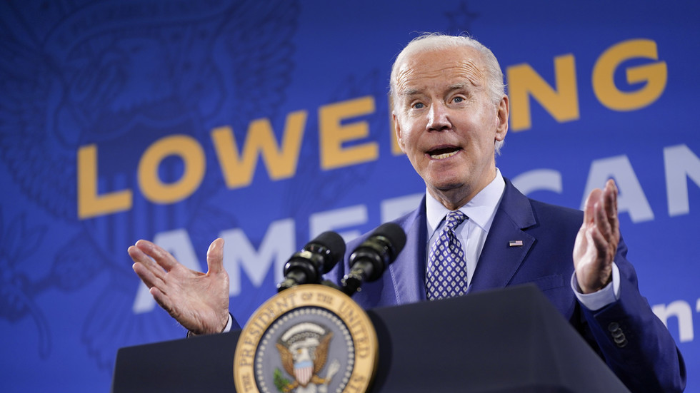 Judge strikes down Biden’s student debt relief program