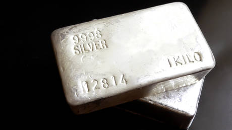World headed for silver deficit – report