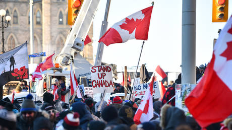 Канадец Трюдо подвел черту под уличными протестами