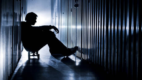 Mental health issues plague youth in England