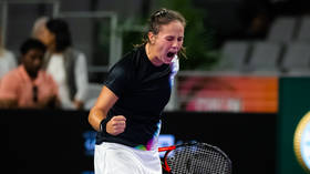 Russian tennis number one advances in WTA Finals