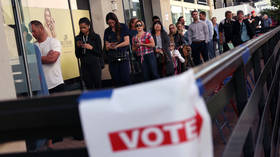 Two major US counties report voting machine problems