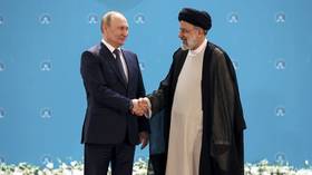 Putin holds phone talks with Iranian leader