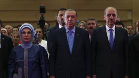 Le ministre des Affaires étrangères turc partage son point de vue sur la fin de la guerre en Ukraine — RT World News