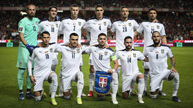 La Russie envoie un soutien pour la Coupe du monde à la Serbie