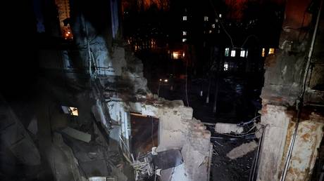 Ukrainian shelling hits hospital in Donetsk