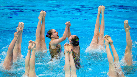 Olympics chiefs open synchronized swimming to men