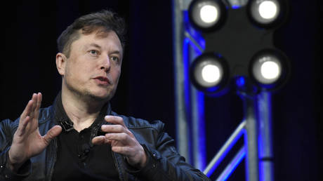 Musk trashes ex-Russian president