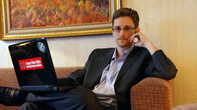 Edward Snowden receives Russian passport – lawyer