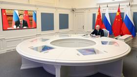 Putin invites Xi for state visit