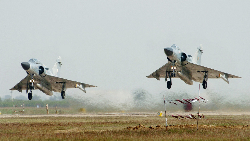 Fighter jets crash during drills in India