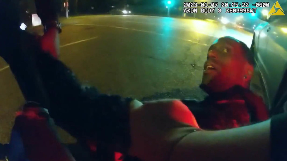 Videos of deadly police beating in US released
