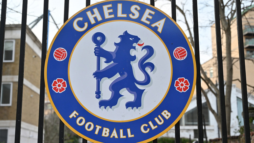 British authorities withhold Chelsea proceeds from Roman Abramovich
