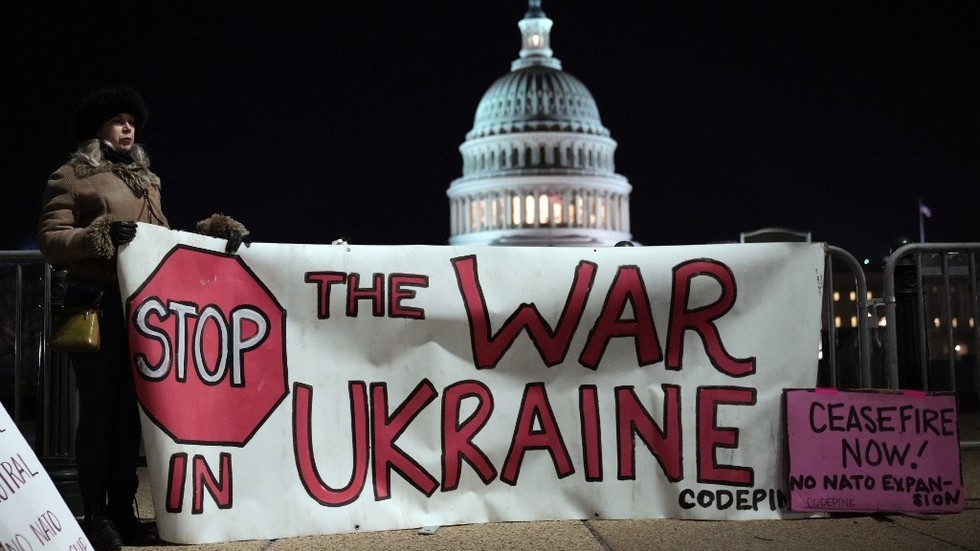 US spending too much on Ukraine, quarter of Americans say