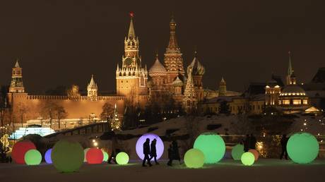 Россия встречает Новый год (ФОТО)