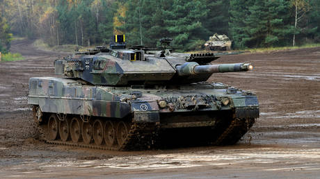 A Leopard 2 A7 main battle tank.