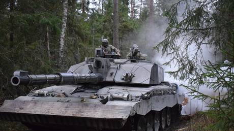 Великобритания назначила дату анонса украинского танка — Guardian