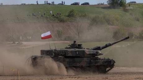 Ukrainian troops will train on German tanks – Kiev