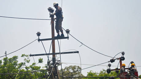 Pakistan hit by nationwide blackout