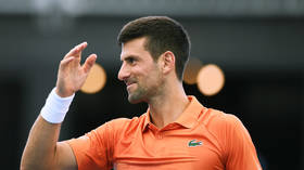 Djokovic claims first win of the season ahead of Australian Open (VIDEO)