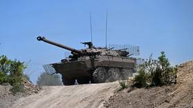 法国承诺为乌克兰提供旧的“轻型坦克”