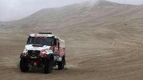 Driver withdraws from Dakar rally after fatal accident (VIDEO)