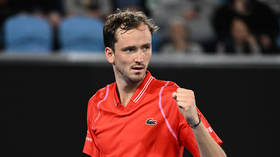 Russian ace triumphs over hometown favorite at Australian Open (VIDEO)