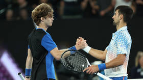 Ruthless Djokovic storms past Rublev at Australian Open (VIDEO)