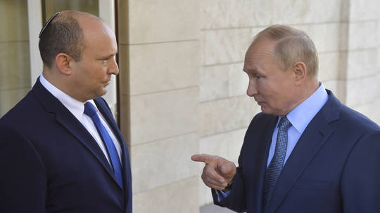 Πρώην πρωθυπουργός του Ισραήλ: Ο Πούτιν υποσχέθηκε να μην σκοτώσει τον Ζελένσκι