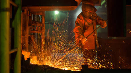 Russian industrial production withstands sanctions