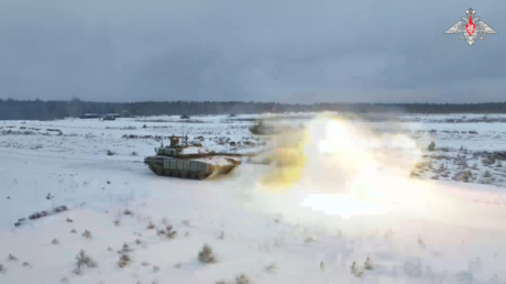 Advanced Russian tank footage released (VIDEO)