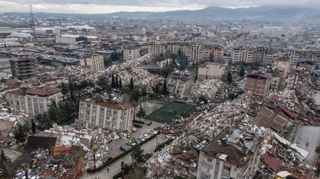 Debris of a collapsed building in Hatay, Türkiye.