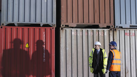 UK trade gap with EU widens – data