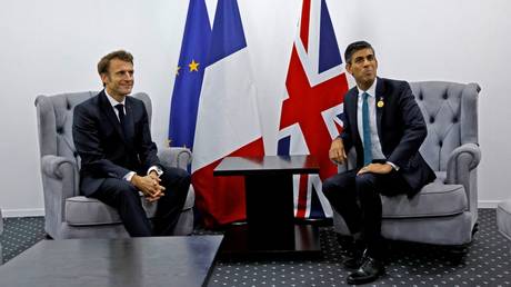 British Prime Minister Rishi Sunak meets French President Emmanuel Macron on the sidelines of the COP27 climate summit.