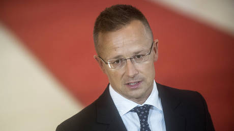 Hungary slams EU push to arm Ukraine