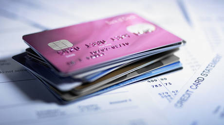 US credit card debt hits historic high