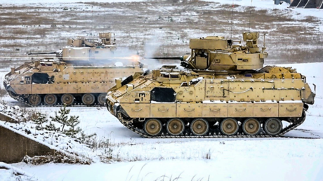 Украинские военные прошли ускоренный курс по американским "истребителям танков"