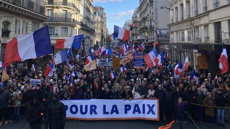 Anti-NATO protests hit France