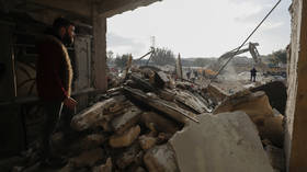 미국, 파괴적인 지진 이후 시리아 지원 거부