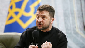 Zelensky threatens unsupportive Americans